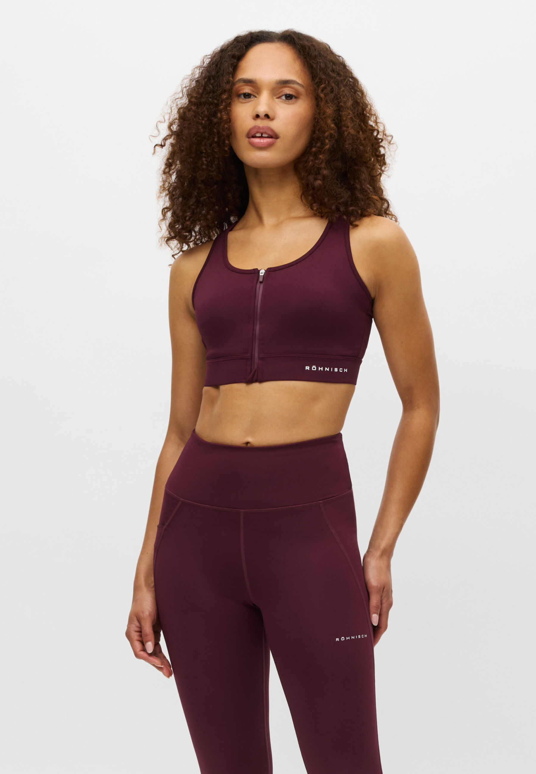 Essential Zip Sportsbra, Winetasting
