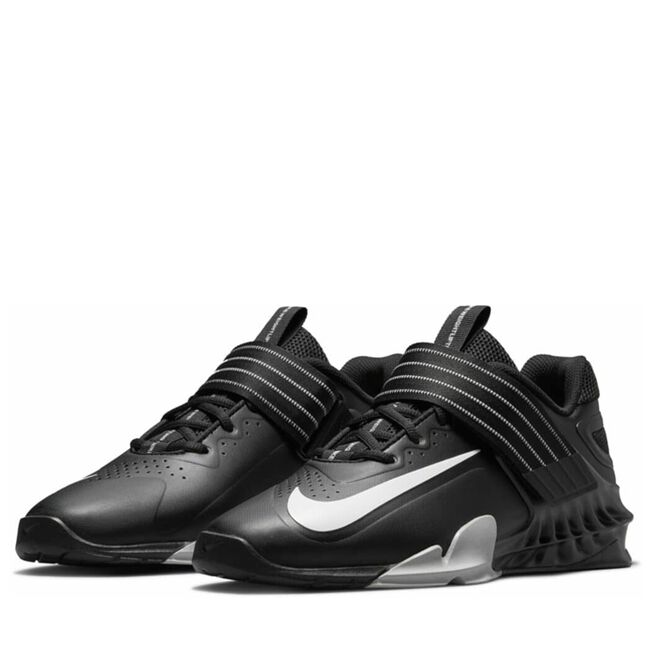 Nike Savaleos, Black
