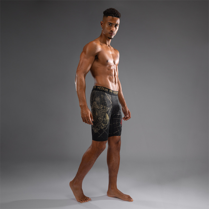Santa Muerte 5.0 Vale Tudo Shorts Sort Guld