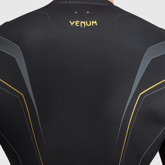 Venum Streamline Lang&aelig;rmet Rashguard Sort Guld