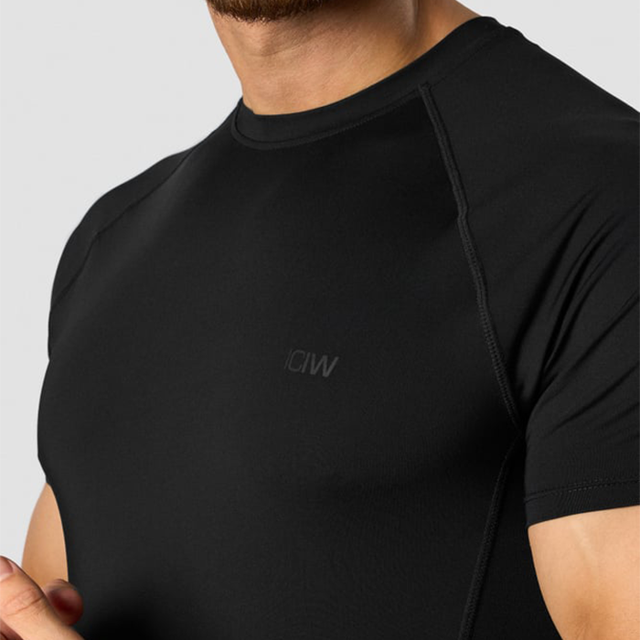 Stride Muscle Fit T-shirt Herre, Sort
