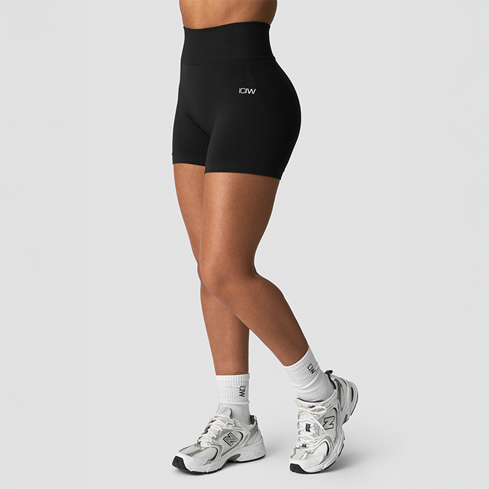 Smooth Midi Shorts Sort
