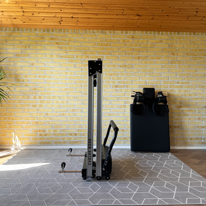 Titan Life Reformer Evolver R300 Pilatesreformer
