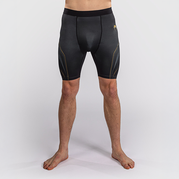 Venum Streamline Vale Tudo Shorts Sort Guld