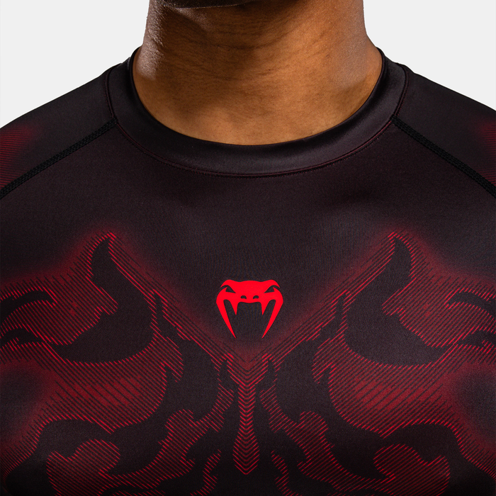Venum Spectre Kort&aelig;rmet Rashguard Sort R&oslash;d