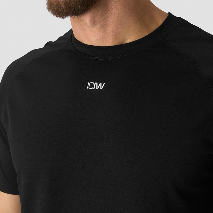 Stride T-shirt Sort