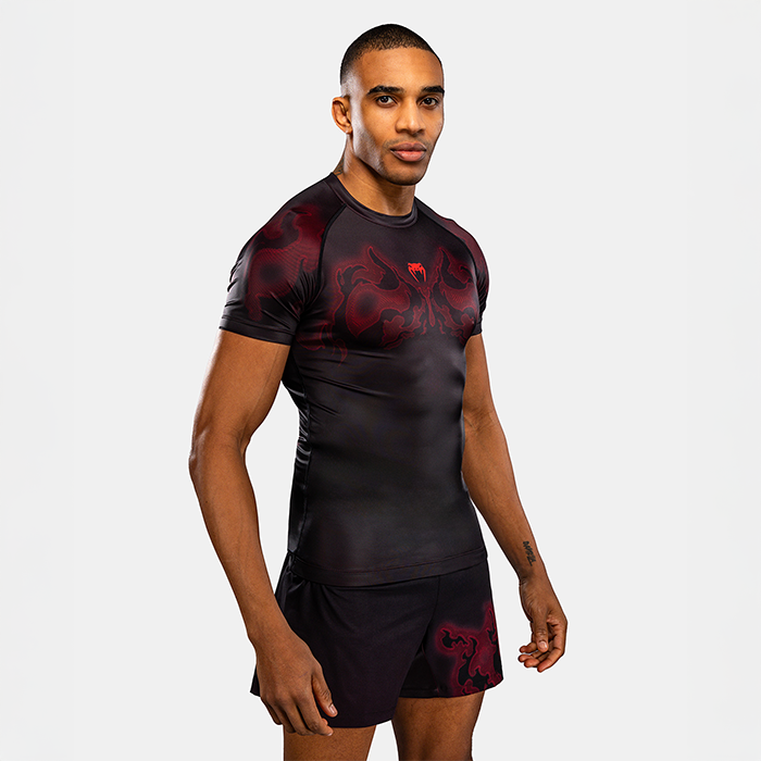 Venum Spectre Kort&aelig;rmet Rashguard Sort R&oslash;d