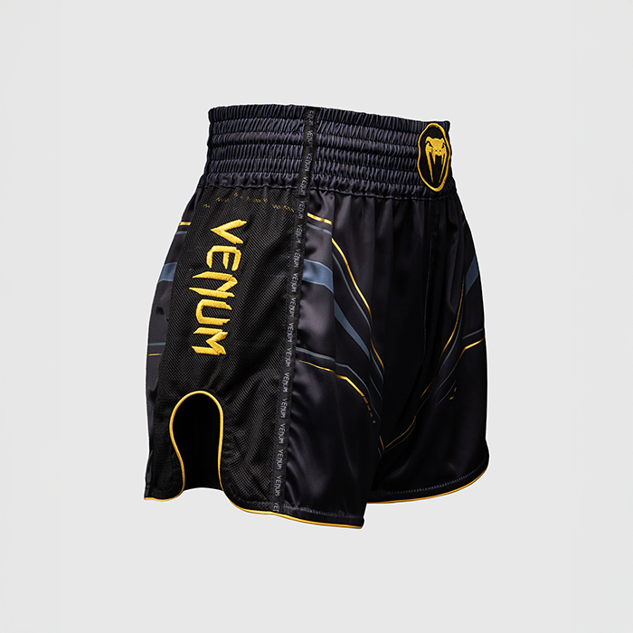 Venum Streamline Muay Thai Shorts Sort Guld
