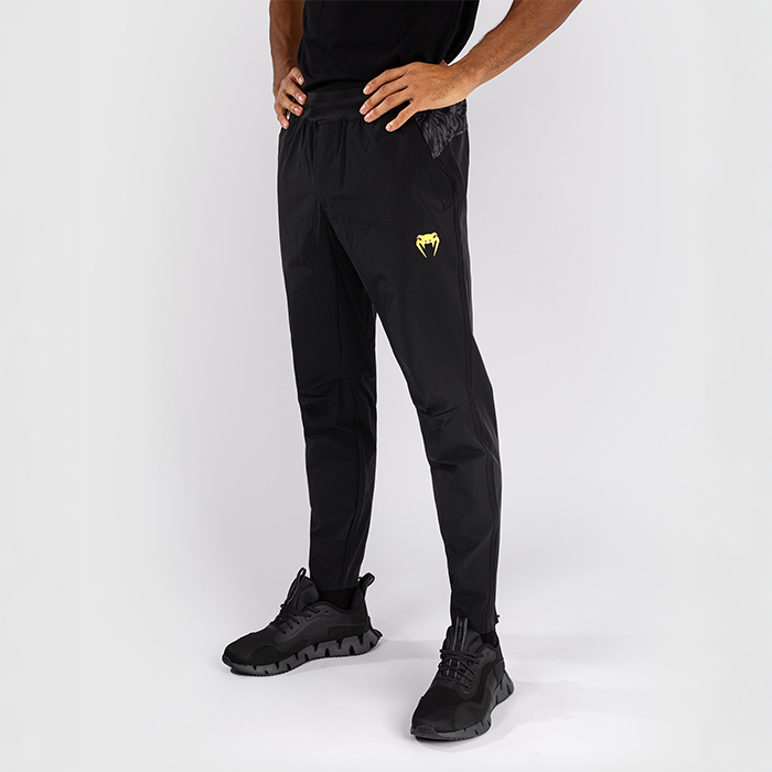 Venum x Ilia Topuria Unmatched Joggers Sort Guld
