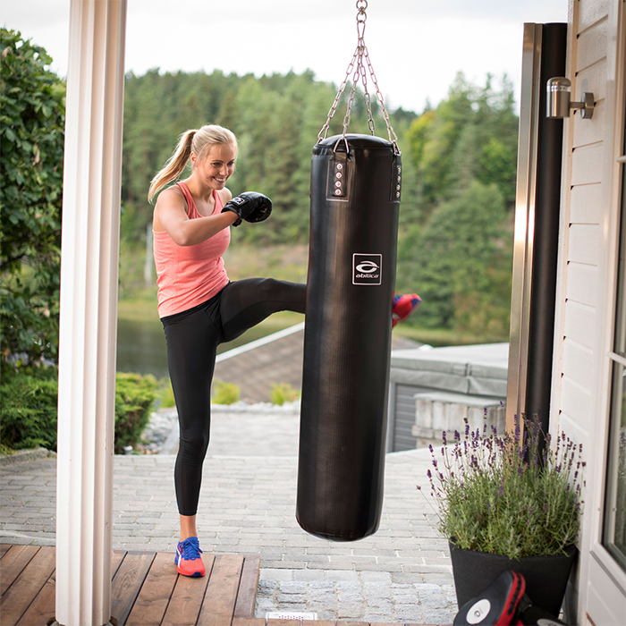 Punch and Kick Bokses&aelig;k