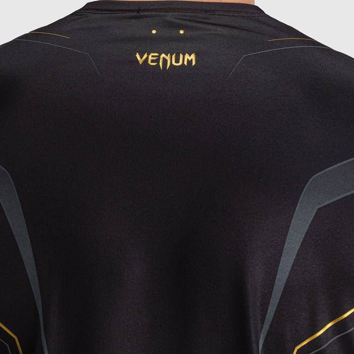 Venum Streamline Dry Tech T shirt Sort Guld