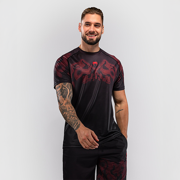 Venum Spectre Dry Tech T shirt Sort R&oslash;d